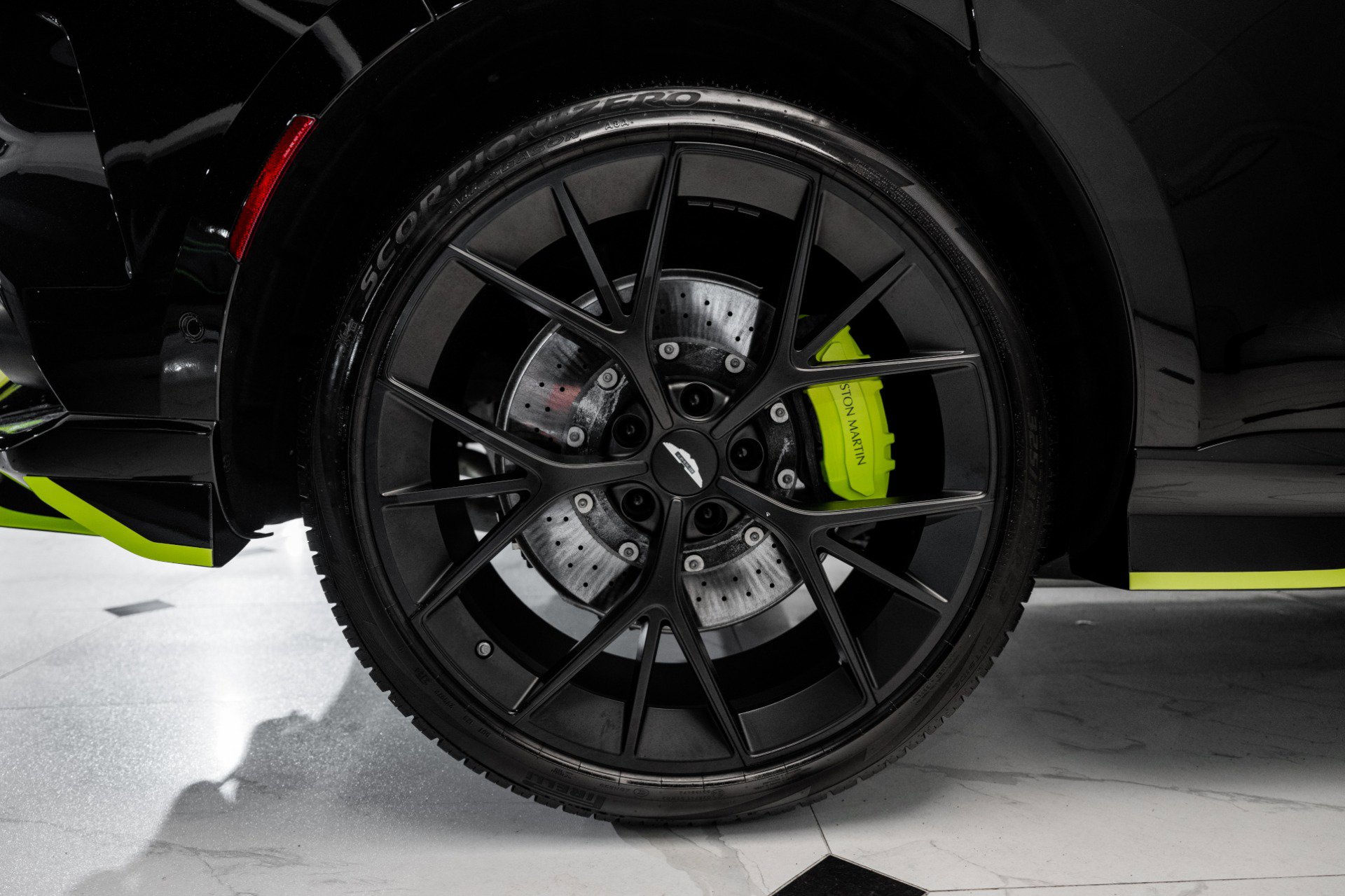 Used 2024 Aston Martin DBX 707 image 48