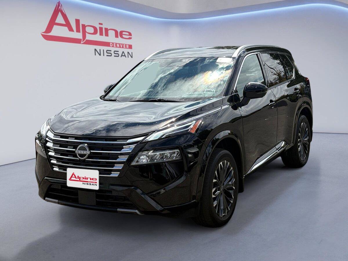 Used 2025 Nissan Rogue Platinum w/ Tech Package