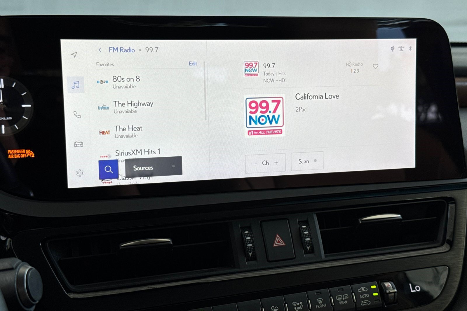 Certified 2025 Lexus ES 300h w/ Premium Package FWD image 23