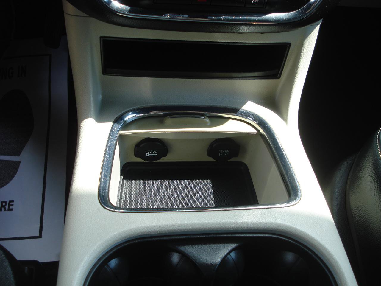 Used 2018 Dodge Grand Caravan SXT image 28