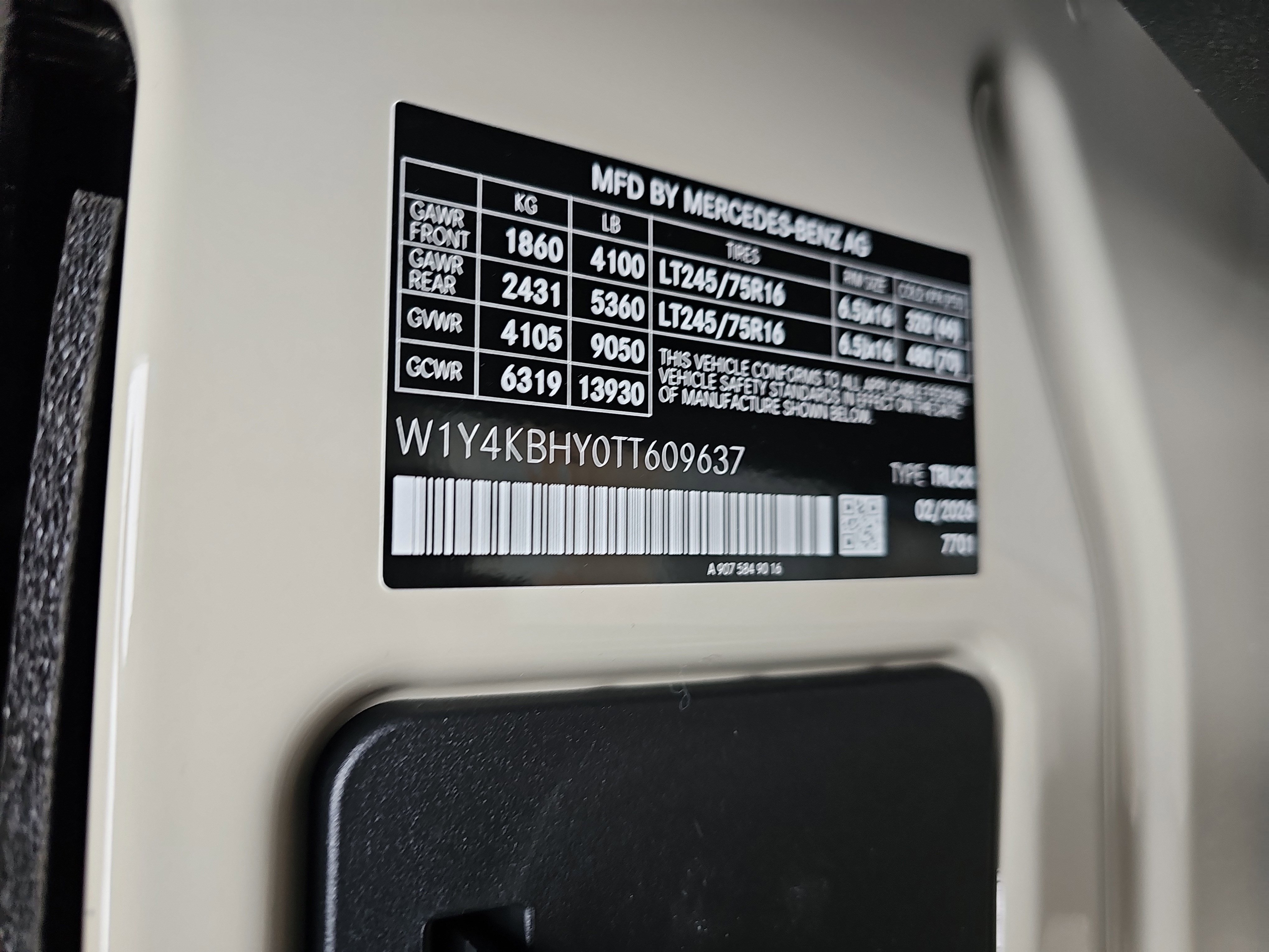 New 2026 Mercedes-Benz Sprinter 2500 image 37