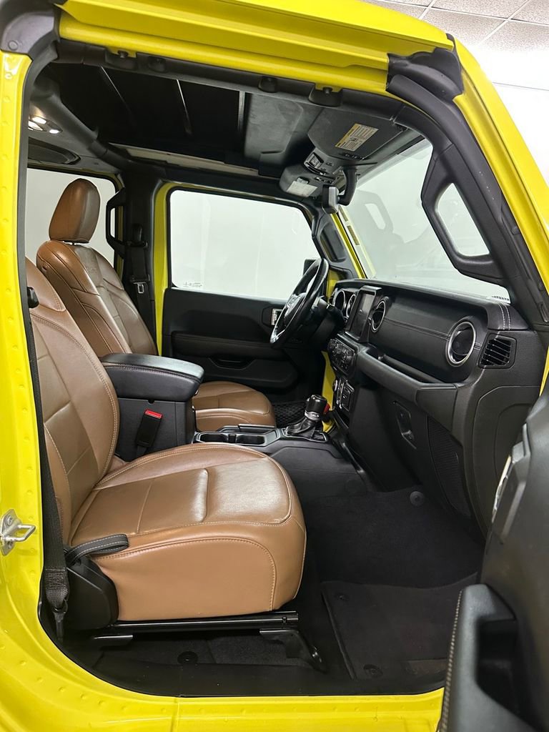 Used 2023 Jeep Wrangler Unlimited Sahara w/ Cold Weather Group image 36