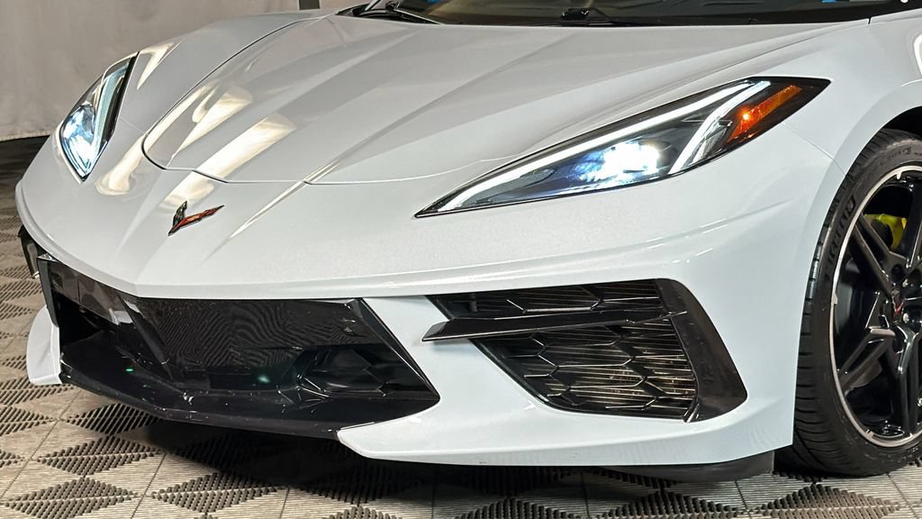Used 2022 Chevrolet Corvette Stingray Premium Cpe w/ 3LT RWD image 4