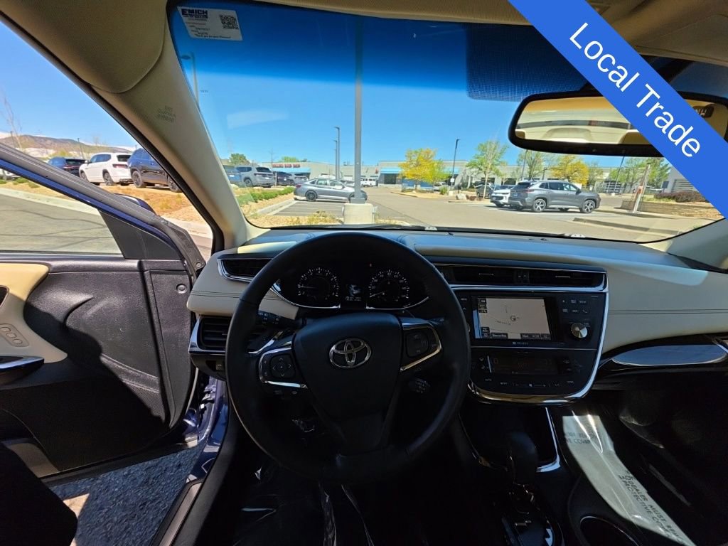 Used 2013 Toyota Avalon Limited w/ Technology Pkg FWD image 13