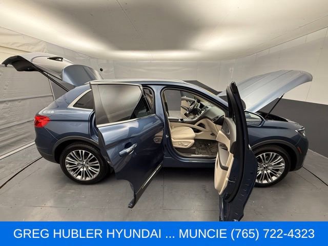 Used 2018 Lincoln MKX Reserve w/ Cargo Utility Package AWD/4WD image 32