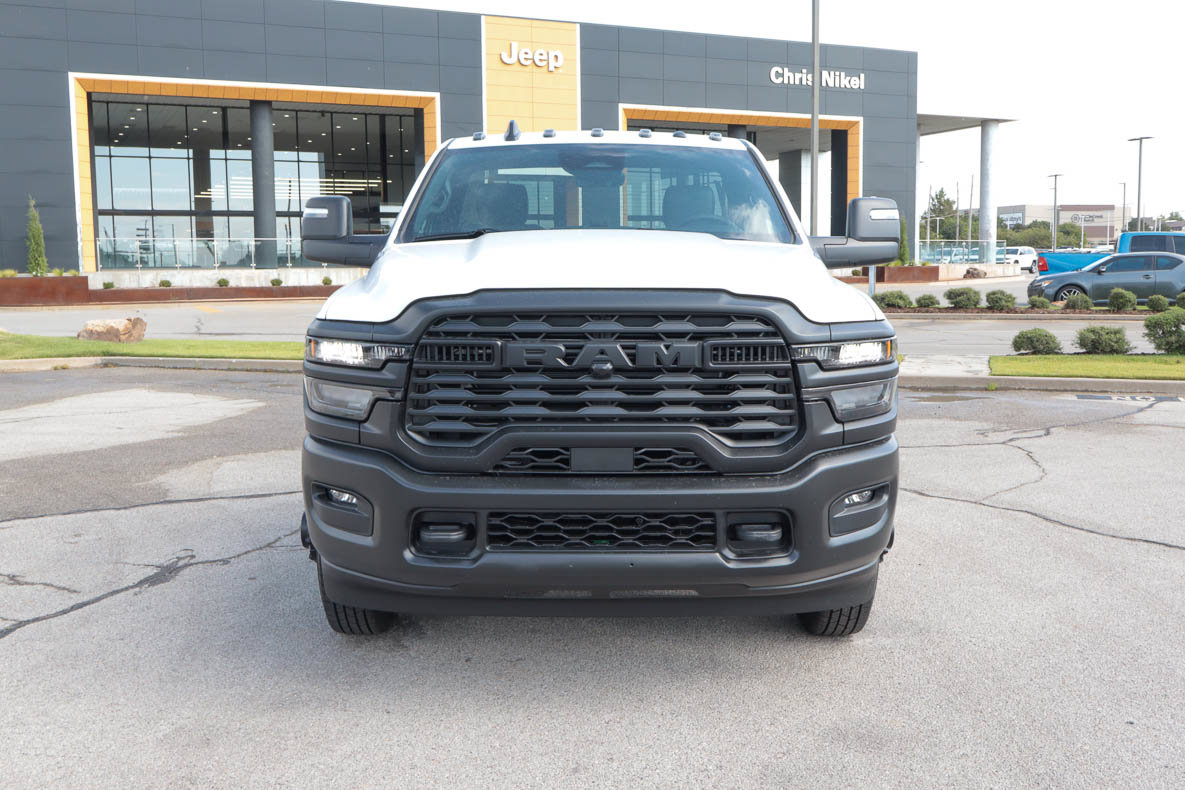 New 2027 RAM 3500 Tradesman AWD/4WD image 2