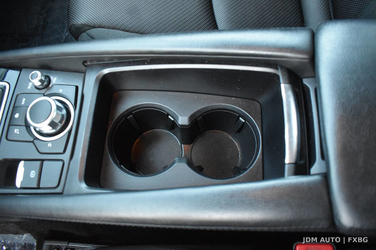 Used 2017 MAZDA MAZDA3 Sport FWD image 30