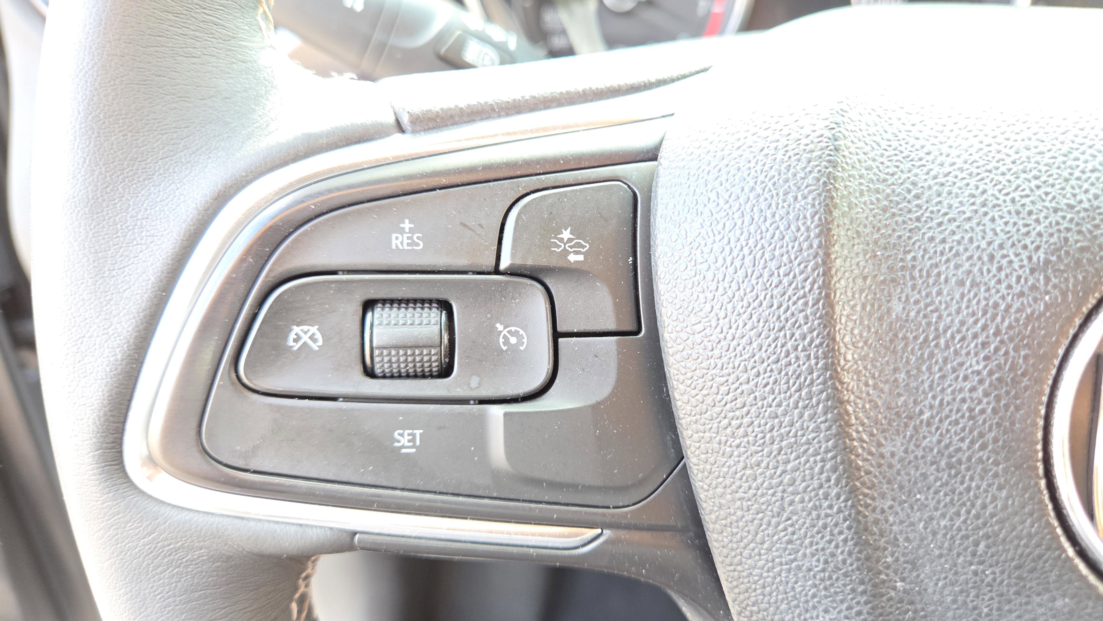 Used 2023 Buick Encore GX Select image 26