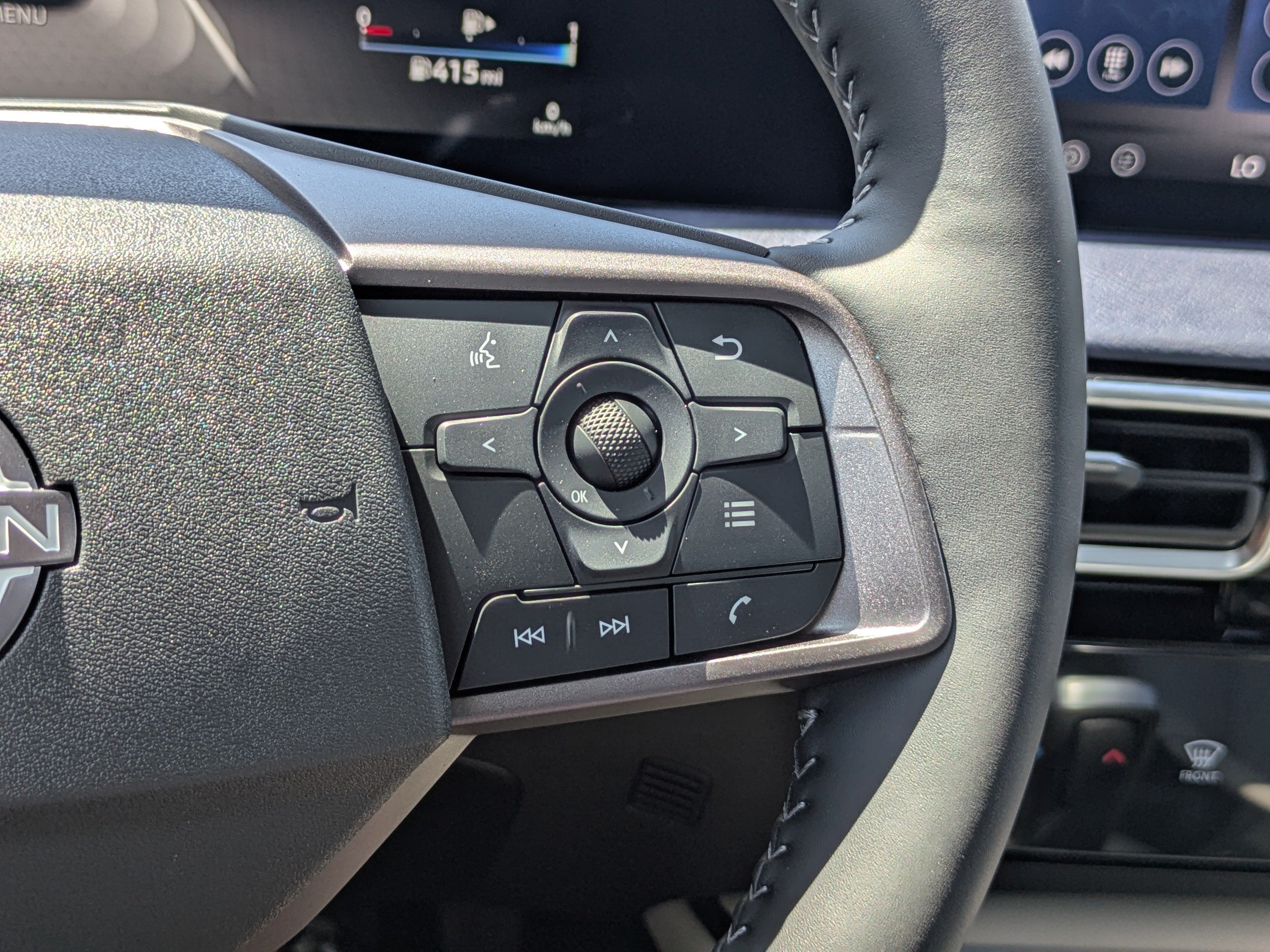 New 2027 Nissan Sentra SL FWD image 26