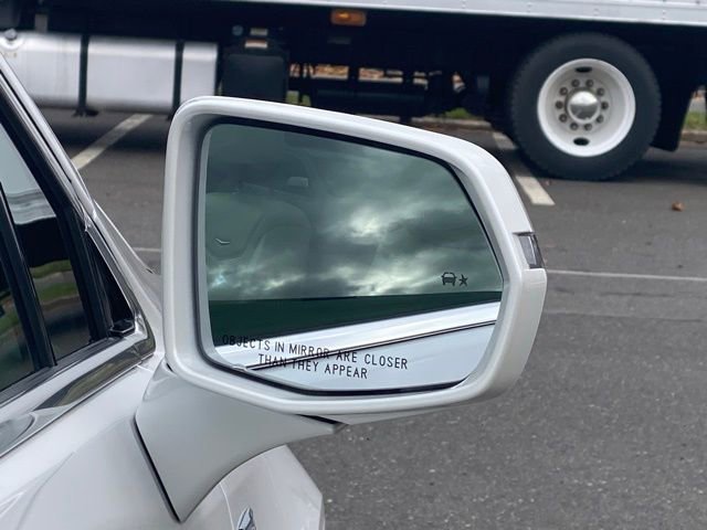 Used 2020 Cadillac XT5 Premium Luxury image 16