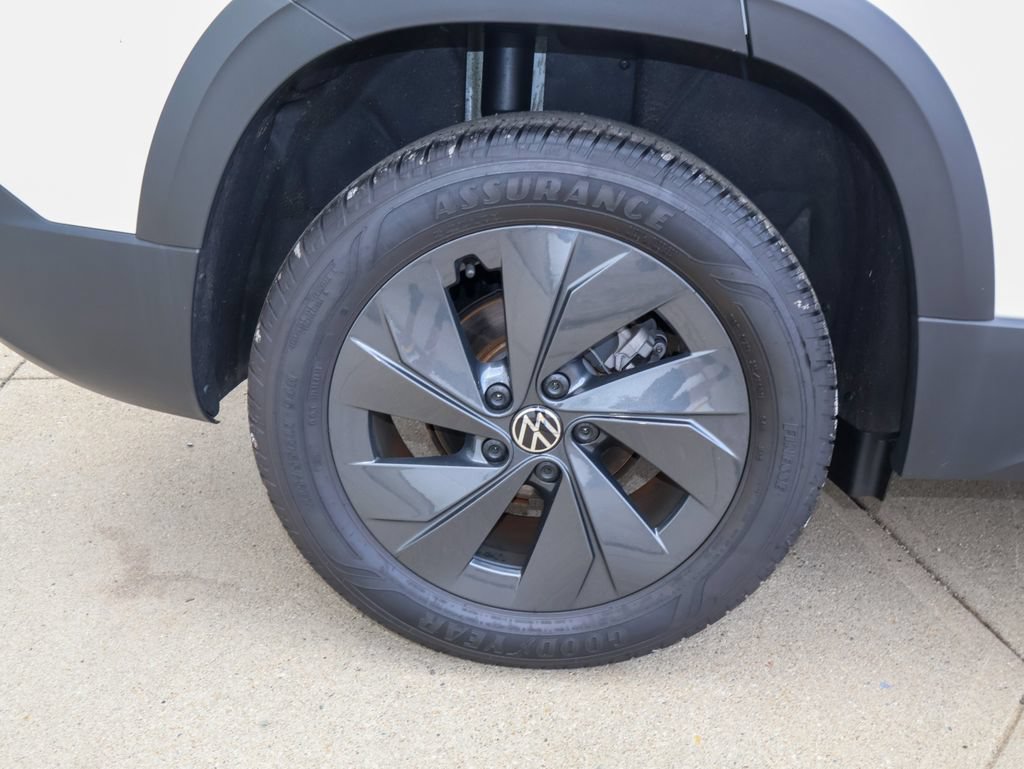 Certified 2026 Volkswagen Taos S FWD image 8