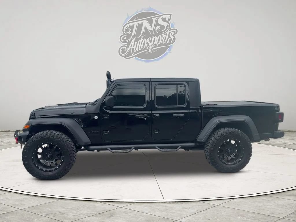 Used 2020 Jeep Gladiator Sport w/ Quick Order Package 24S AWD/4WD image 2