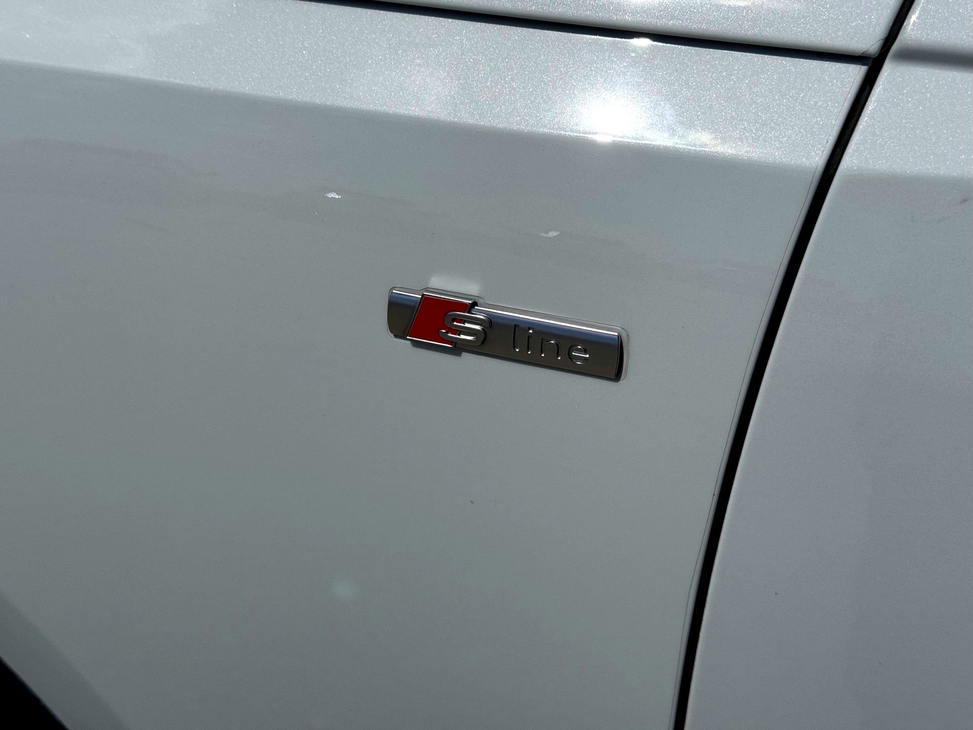 Used 2021 Audi A4 2.0T Prestige w/ Prestige Package image 3