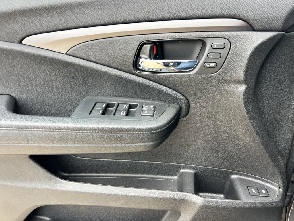 Used 2022 Honda Pilot EX-L image 9