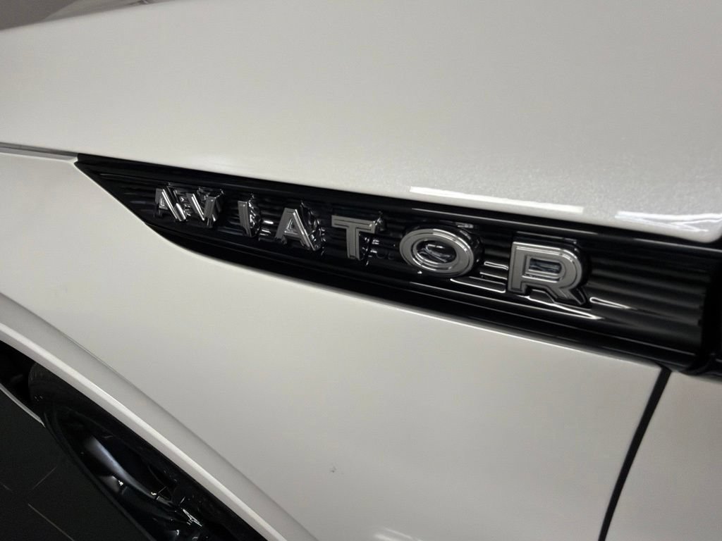 New 2026 Lincoln Aviator Reserve AWD/4WD image 42