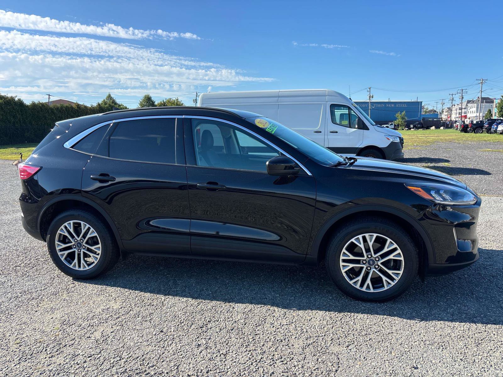 Used 2022 Ford Escape SEL AWD/4WD image 3