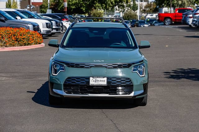 Used 2024 Kia Niro Wind w/ Wind Preserve Package FWD image 7