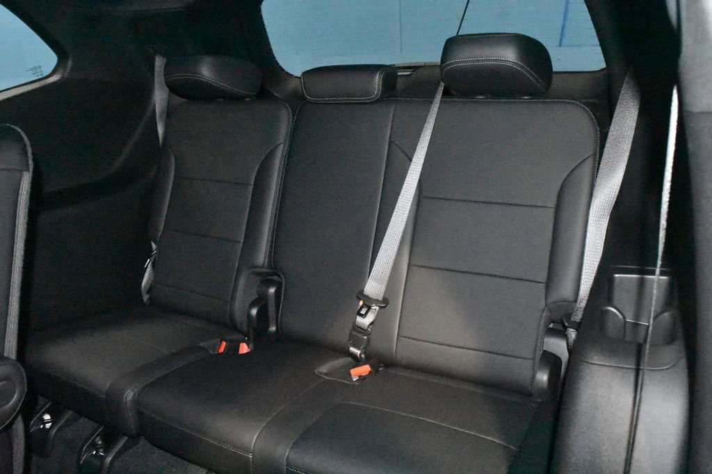 Used 2025 Buick Enclave Preferred image 21