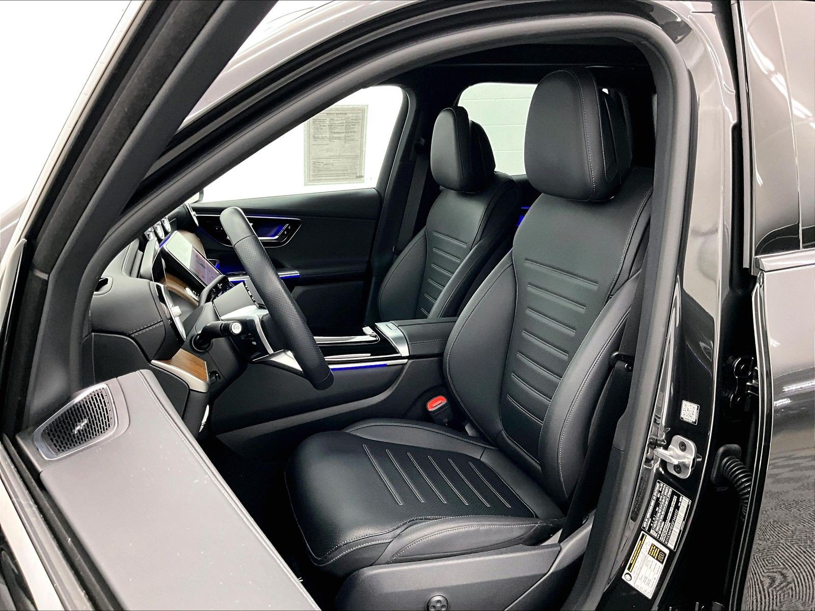 Certified 2025 Mercedes-Benz GLC 300 4MATIC w/ AMG Line image 16