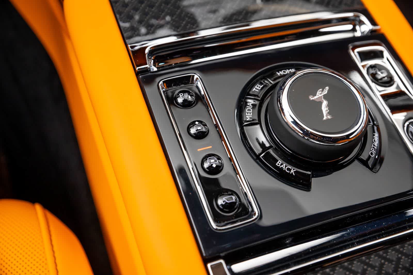 New 2027 Rolls-Royce Cullinan Black Badge AWD/4WD image 40