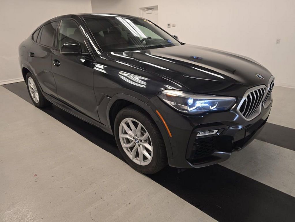 Used 2021 BMW X6 xDrive40i w/ M Sport Package AWD/4WD image 3
