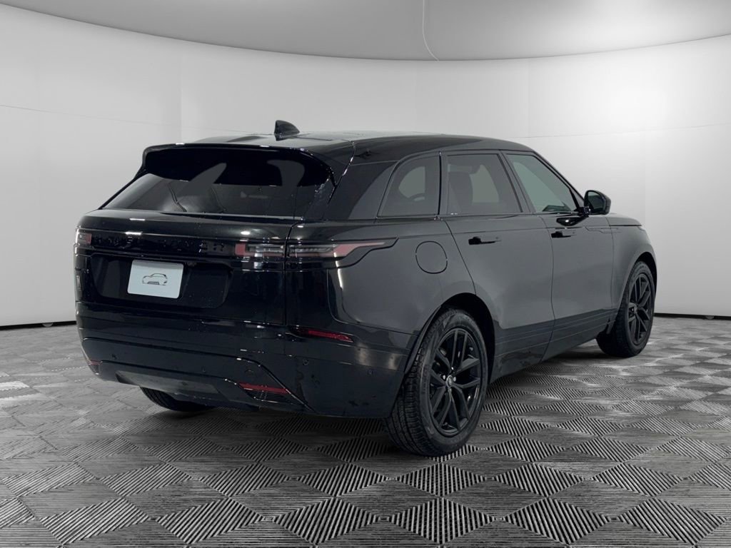 New 2026 Land Rover Range Rover Velar Dynamic SE image 5
