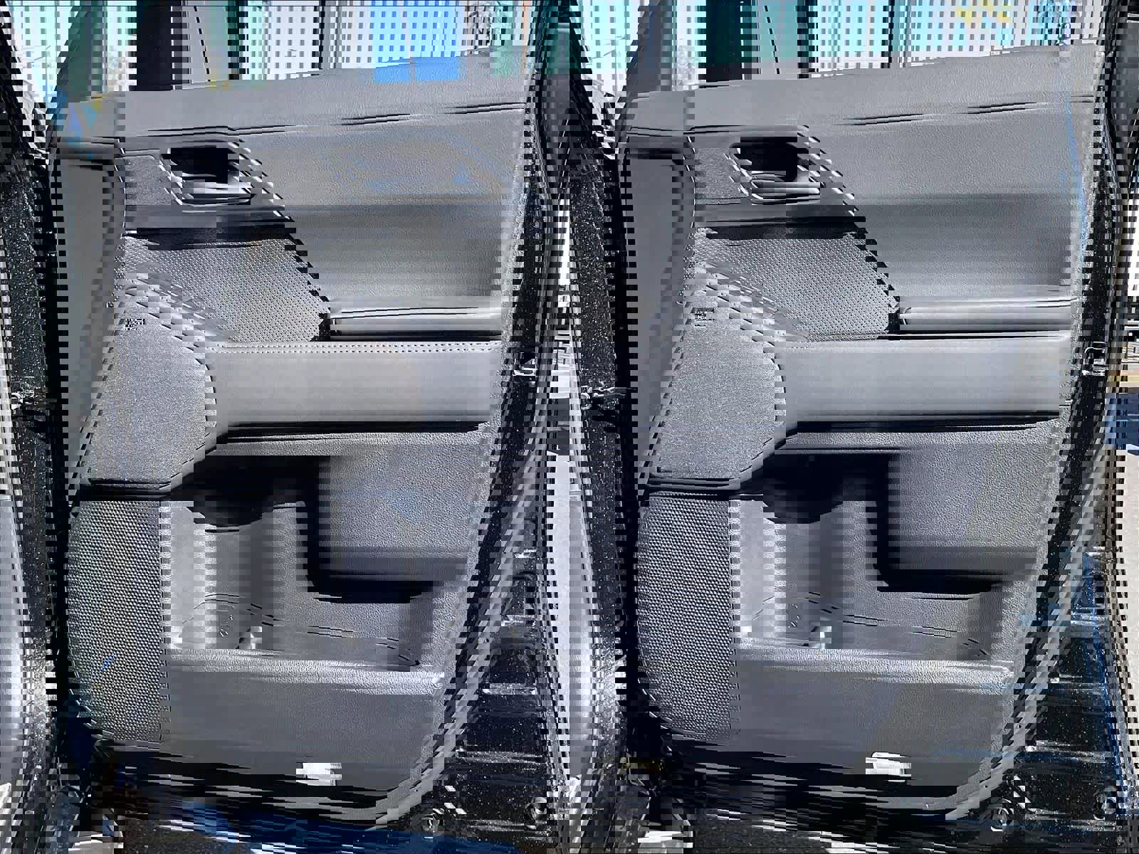 Used 2024 Lexus GX 550 w/ Accessory Package (2T) AWD/4WD image 25