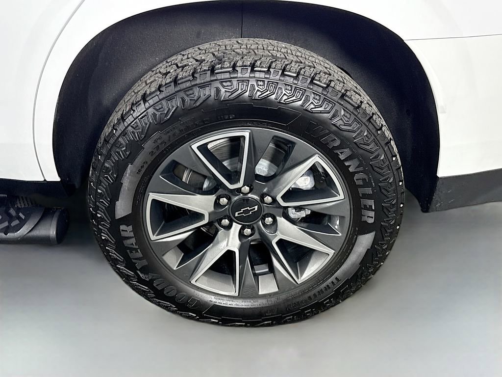 Used 2024 Chevrolet Tahoe Z71 w/ Z71 Off-Road Package image 38