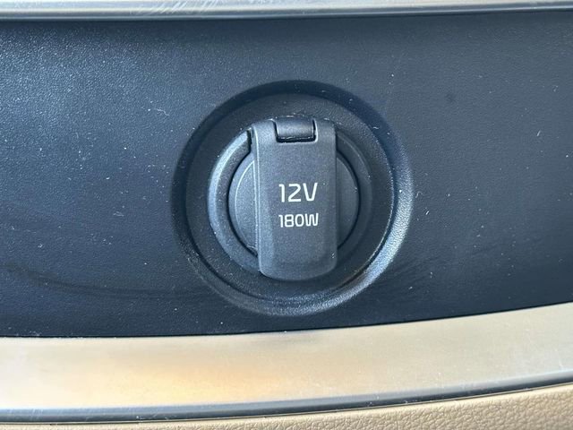 Used 2024 Kia Carnival EX FWD image 14