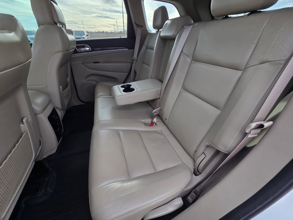 Used 2017 Jeep Grand Cherokee Limited w/ Trailer Tow Group IV image 27