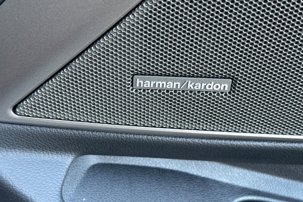 Used 2023 BMW M340i xDrive w/ Premium Package image 19