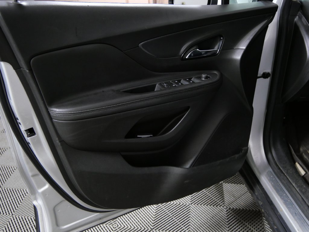 Used 2018 Buick Encore Preferred FWD image 12