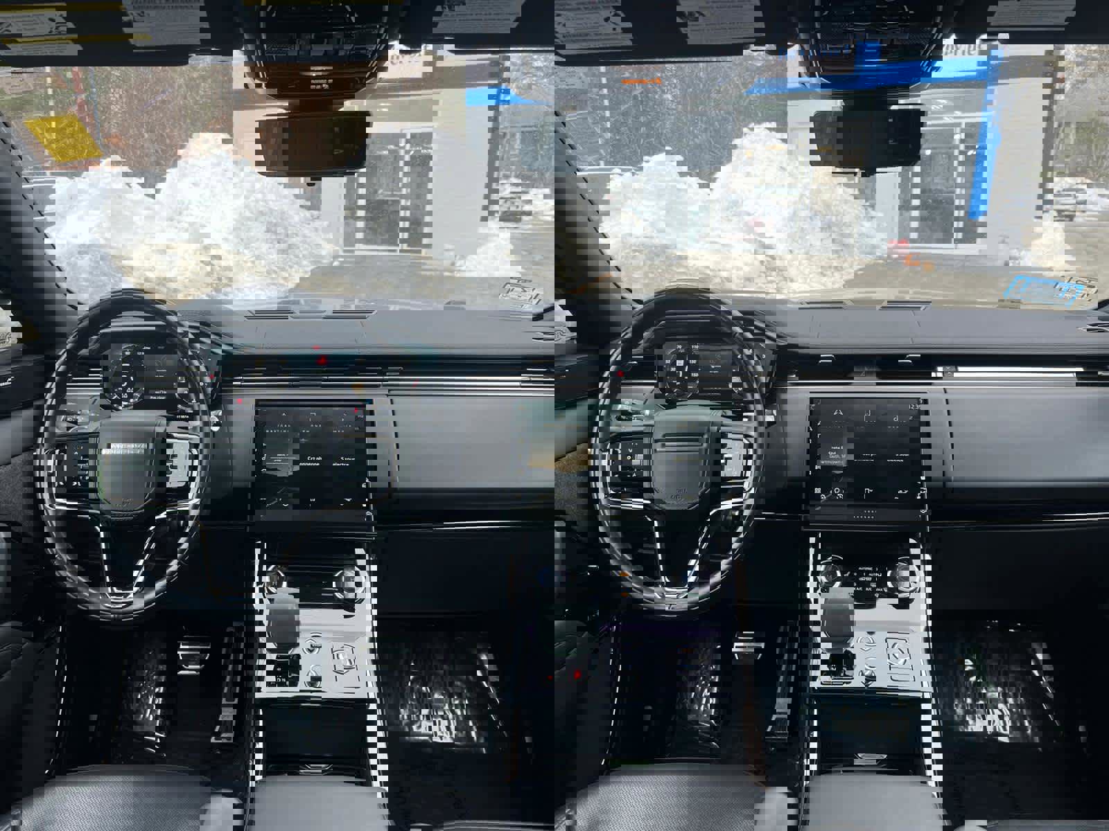 Used 2023 Land Rover Range Rover Sport SE Dynamic image 35