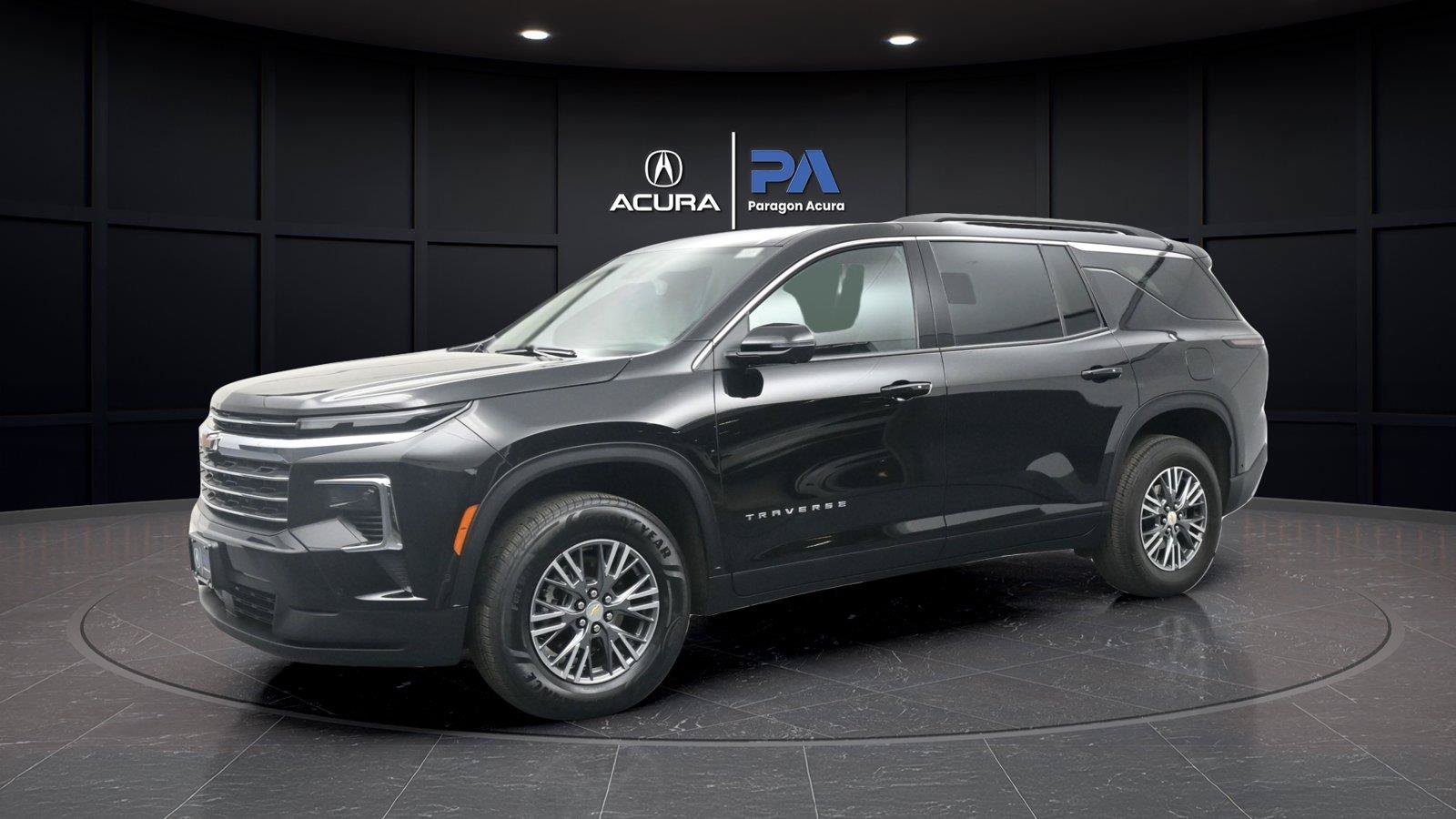Used 2024 Chevrolet Traverse LT w/ Enhanced Driving Package