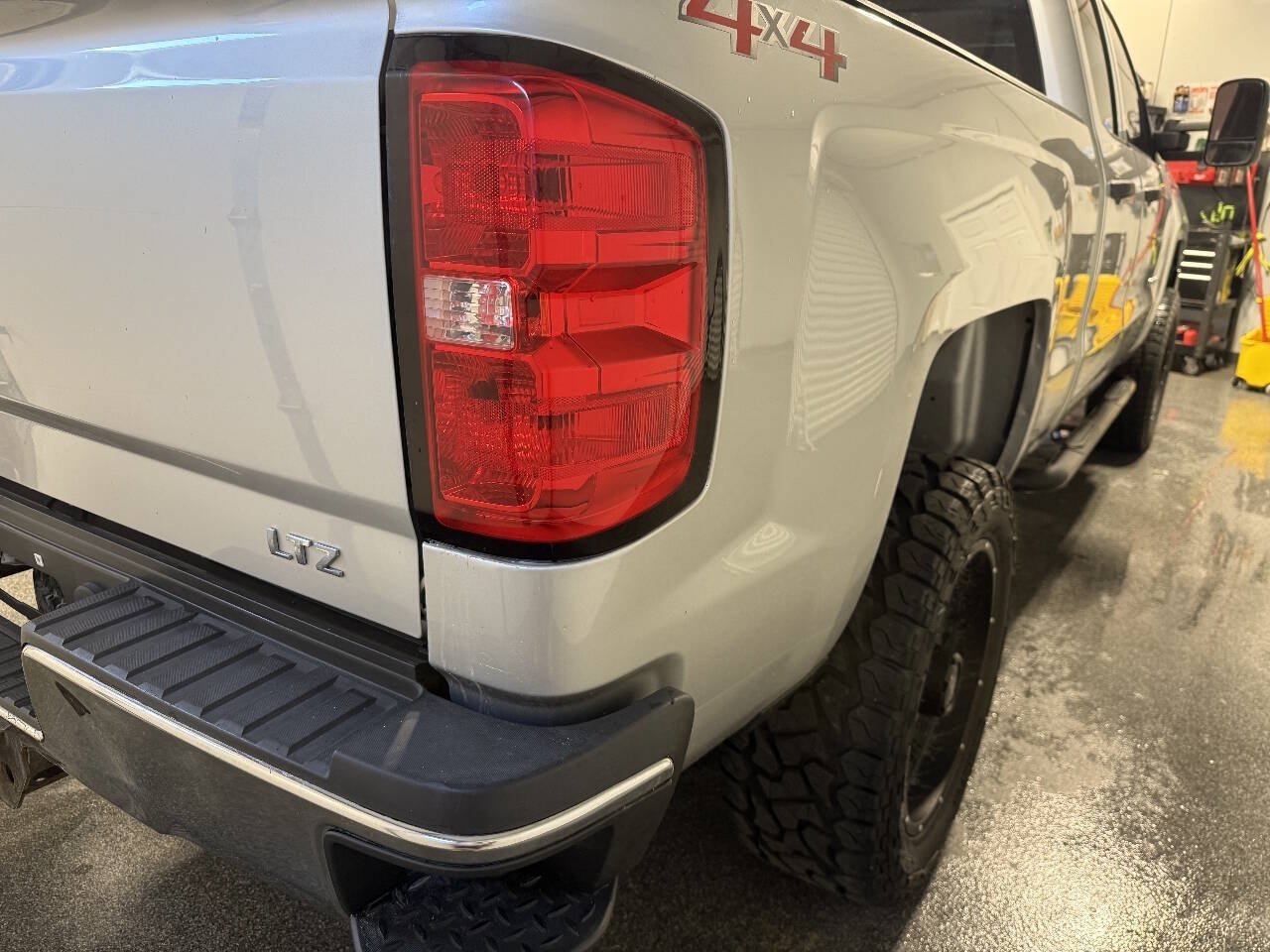 Used 2018 Chevrolet Silverado 2500 W/T w/ WT Convenience Package AWD/4WD image 7