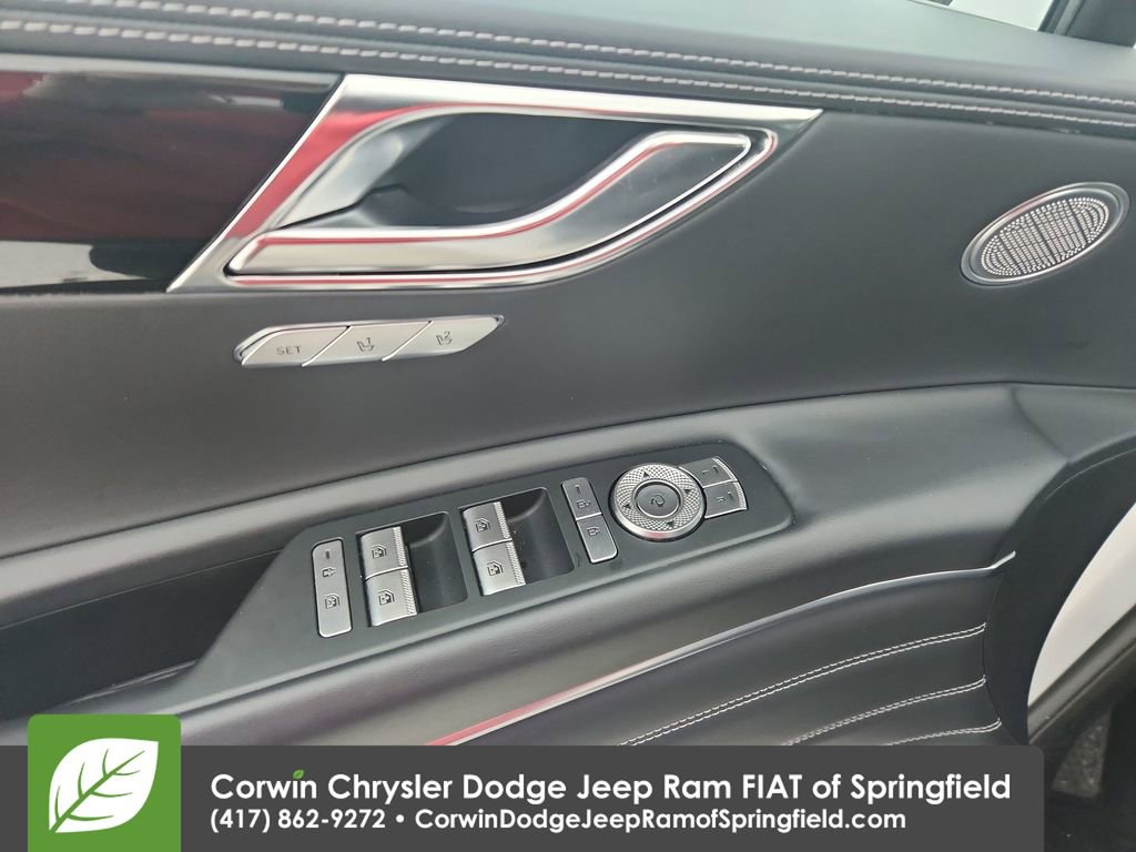 Used 2025 Genesis GV80 2.5T Standard image 21