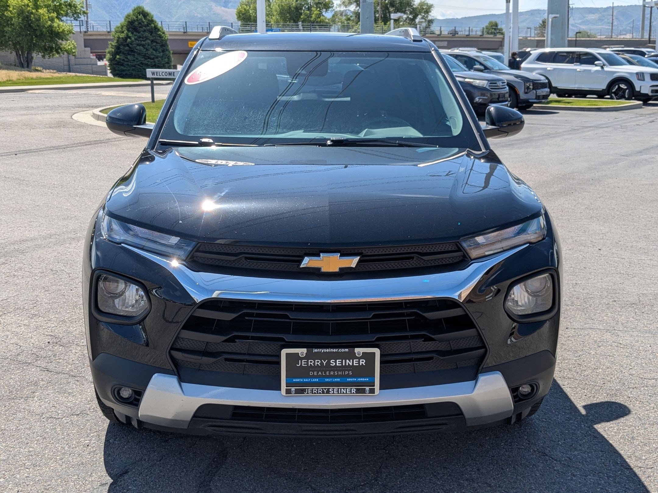 Used 2023 Chevrolet TrailBlazer LT FWD image 9