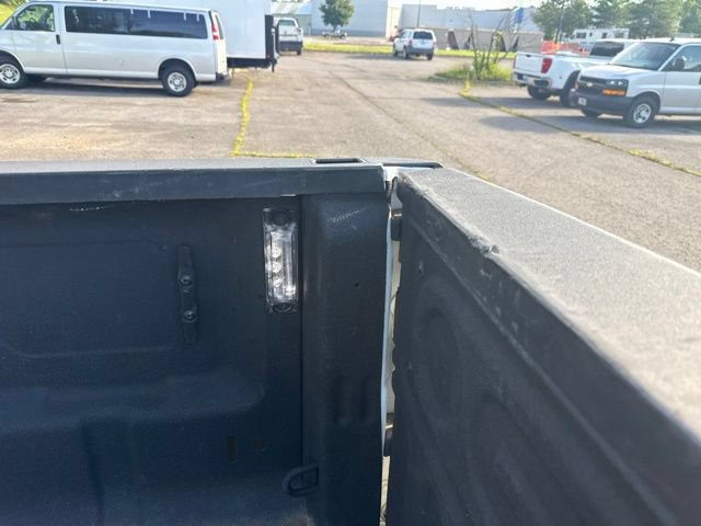 Used 2024 RAM 3500 Big Horn w/ Night Edition AWD/4WD image 27