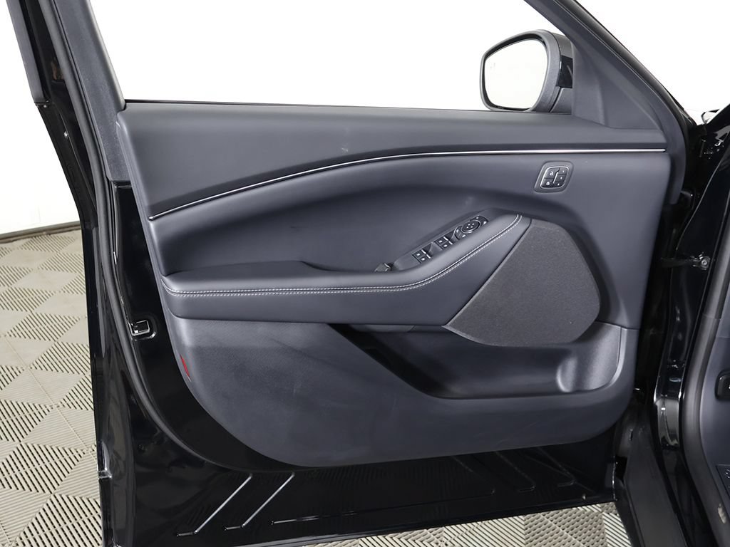 Used 2025 Ford Mustang Mach-E Select w/ Comfort Package Lite RWD image 23
