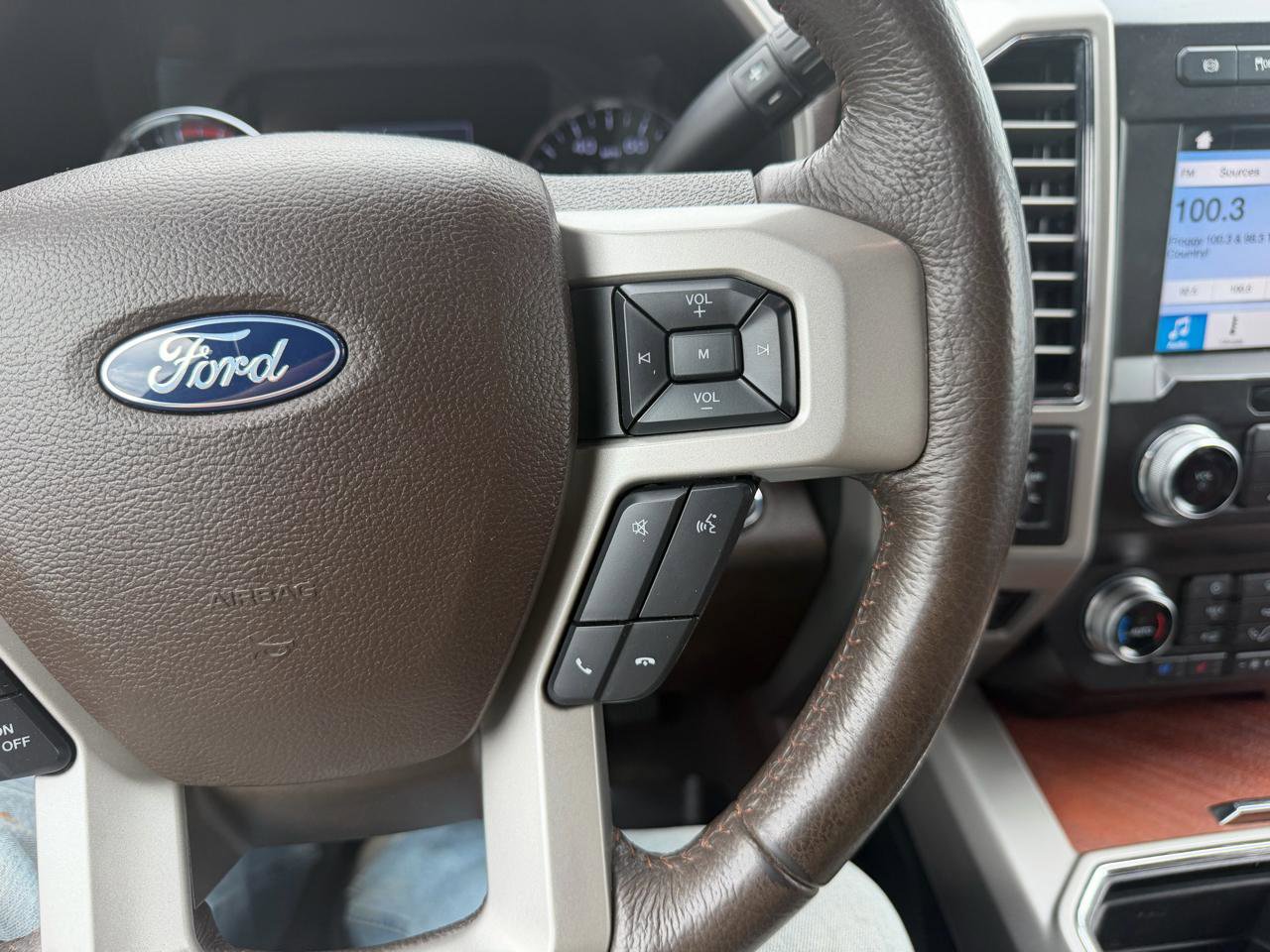 Used 2019 Ford F450 King Ranch w/ King Ranch Ultimate Package AWD/4WD image 32