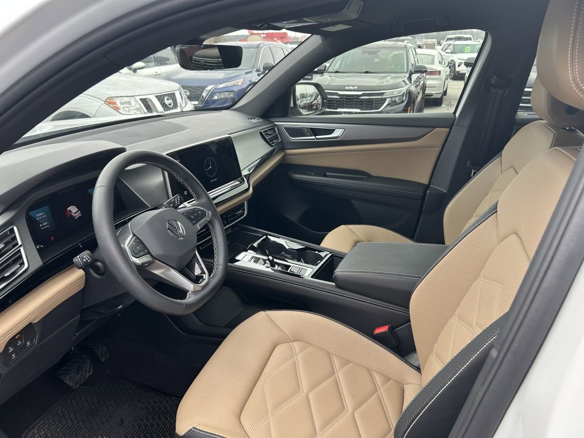 Used 2024 Volkswagen Atlas Cross Sport SE image 9