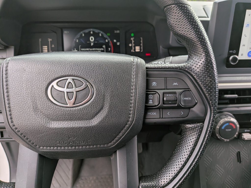 Used 2025 Toyota Tacoma SR w/ Towing Package AWD/4WD image 15