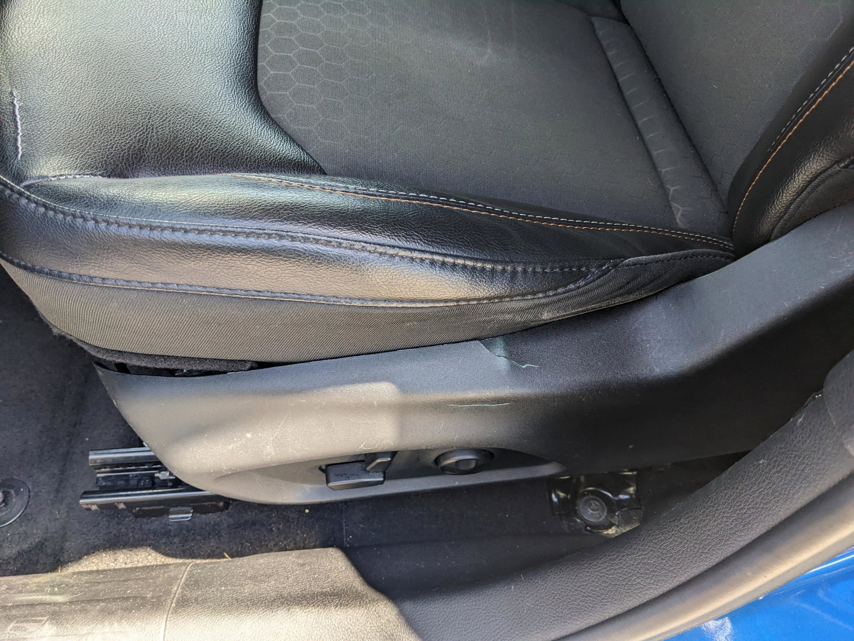 Used 2018 Jeep Compass Latitude w/ Popular Equipment Group image 20