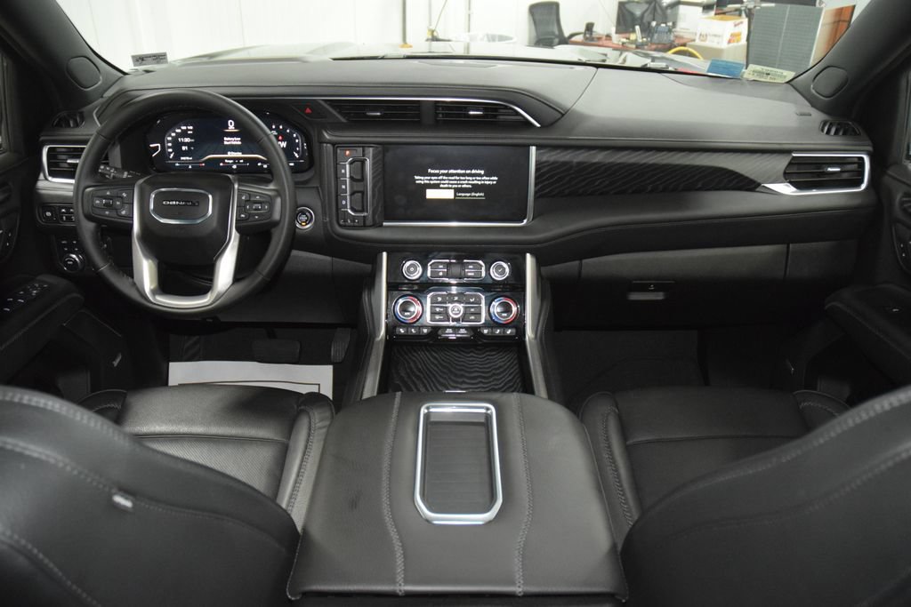Used 2024 GMC Yukon Denali AWD/4WD image 33