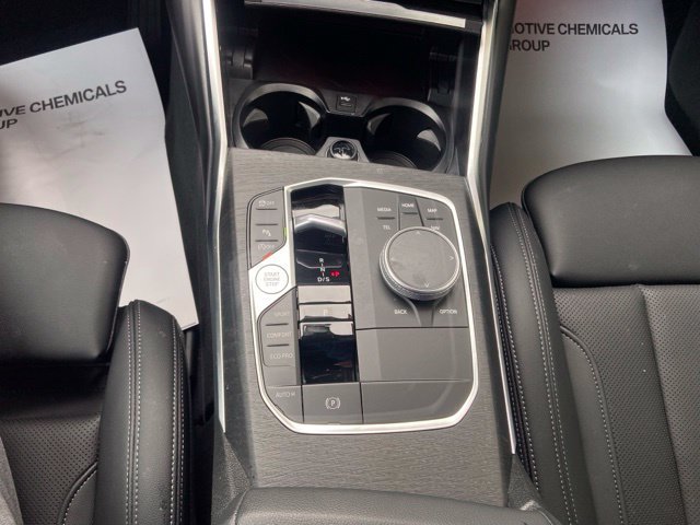 Certified 2023 BMW 330i xDrive Sedan w/ Premium Package AWD/4WD image 13