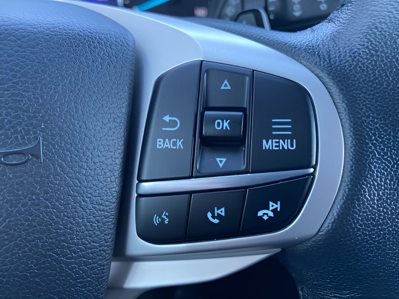 Certified 2020 Ford Explorer XLT w/ Equipment Group 202A image 19