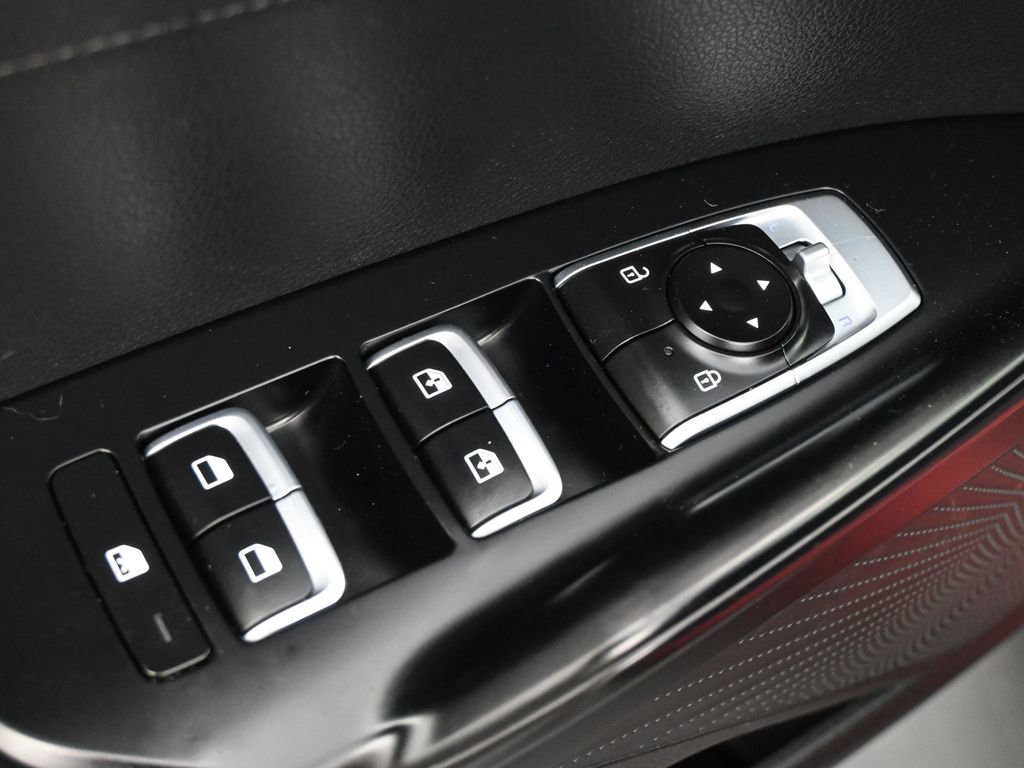 Used 2023 Kia K5 GT-Line image 4