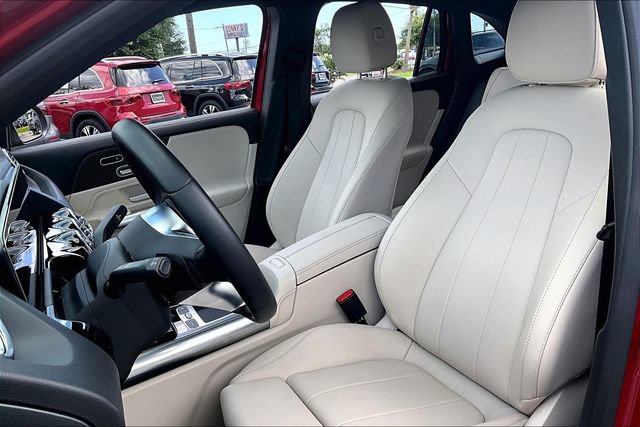 Certified 2025 Mercedes-Benz GLA 250 image 8