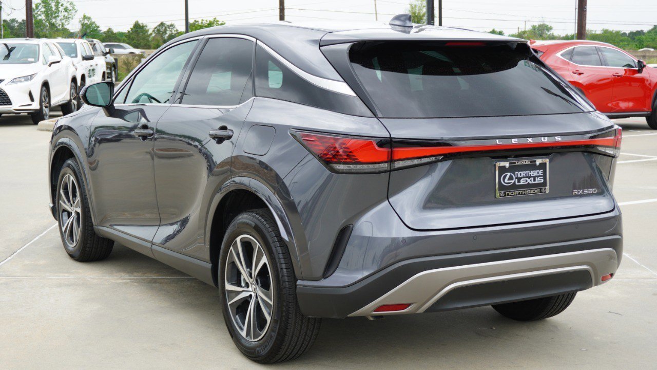 Used 2025 Lexus RX 350 FWD w/ Technology Package image 8