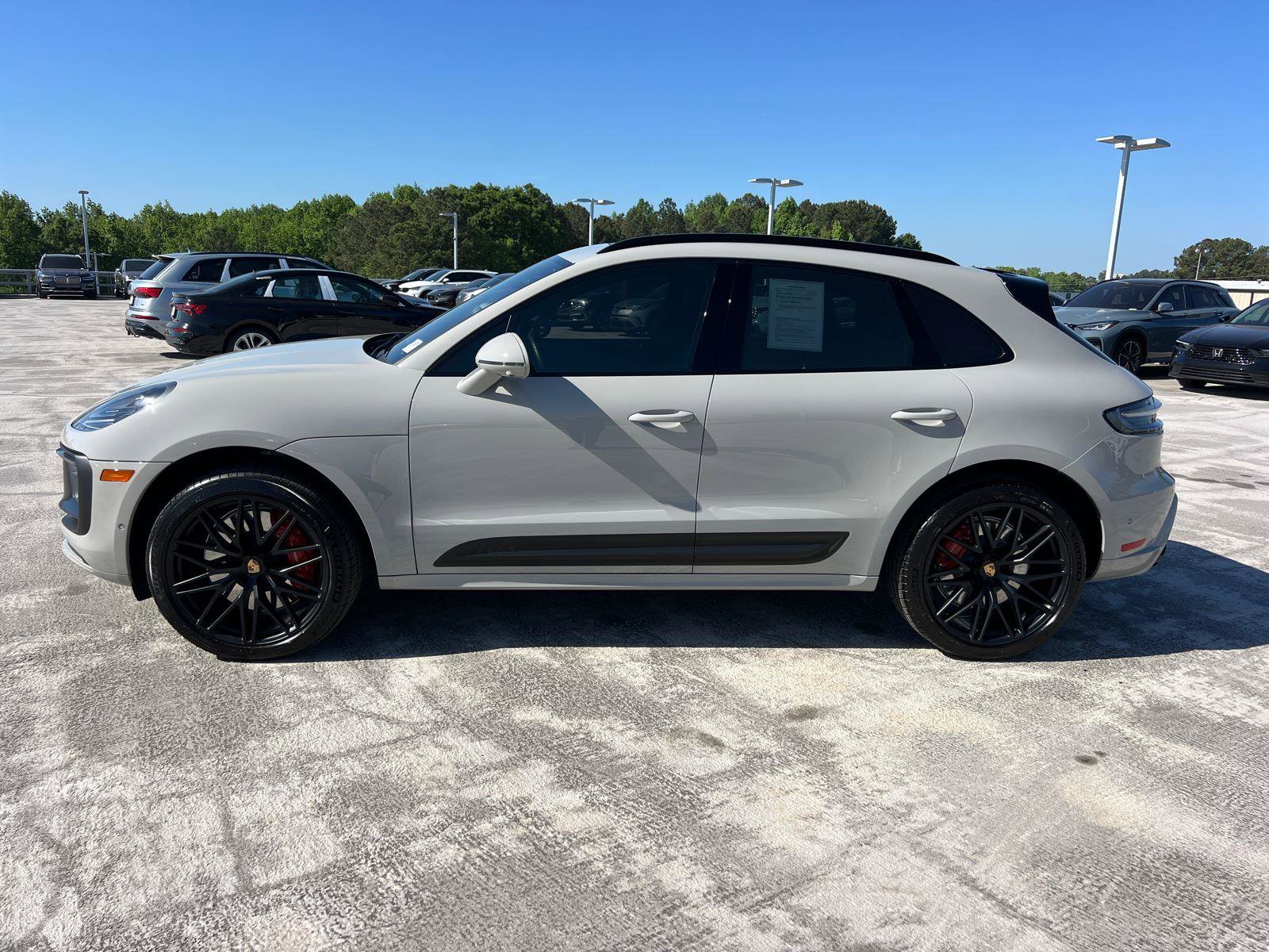 Used 2023 Porsche Macan GTS w/ Premium Package Plus image 8